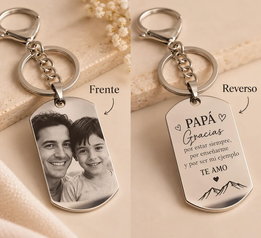 Llavero grabado con foto de papá e hijo, frente y reverso